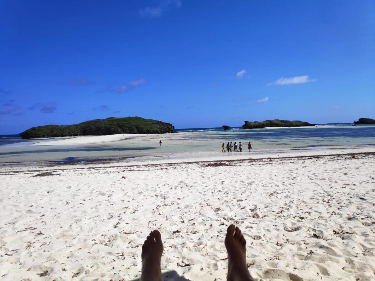 Kimya House, Watamu Bed & Breakfast ภายนอก รูปภาพ