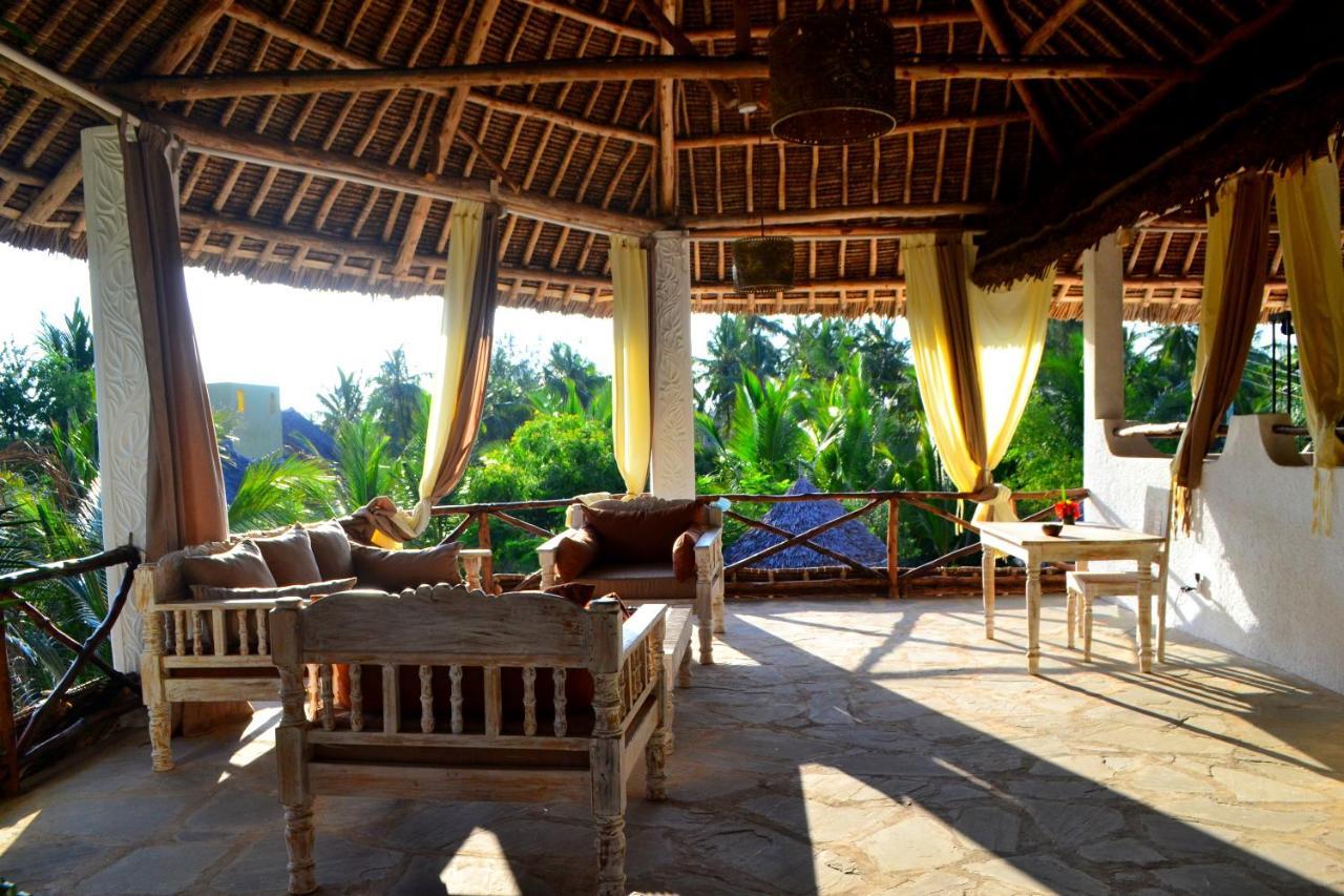 Kimya House, Watamu Bed & Breakfast ภายนอก รูปภาพ