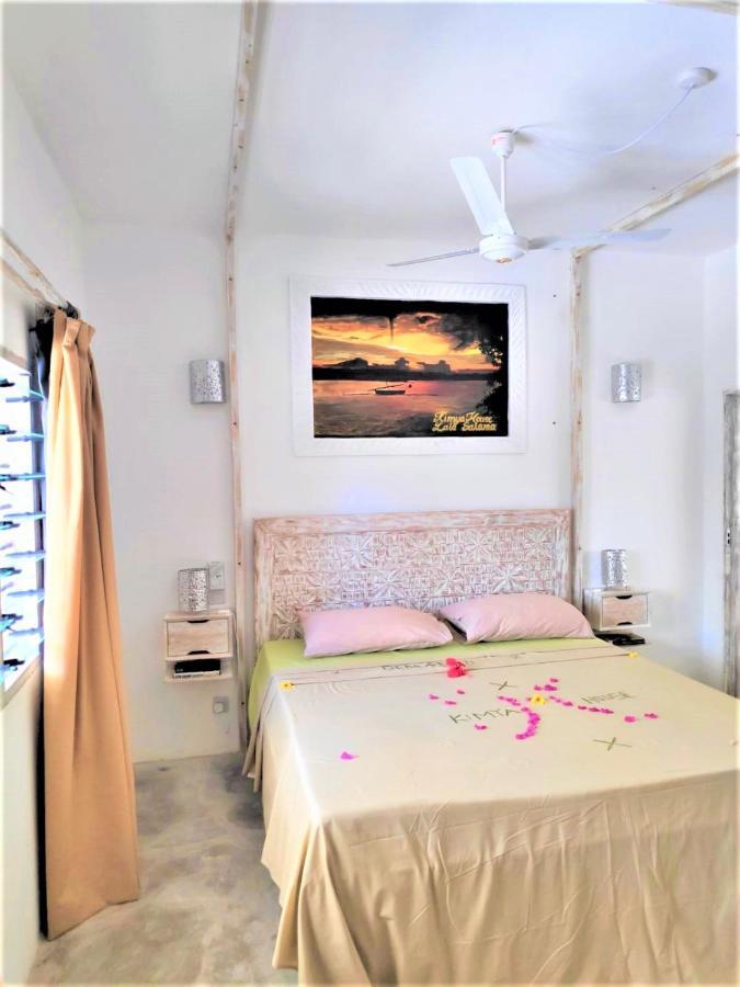 Kimya House, Watamu Bed & Breakfast ภายนอก รูปภาพ